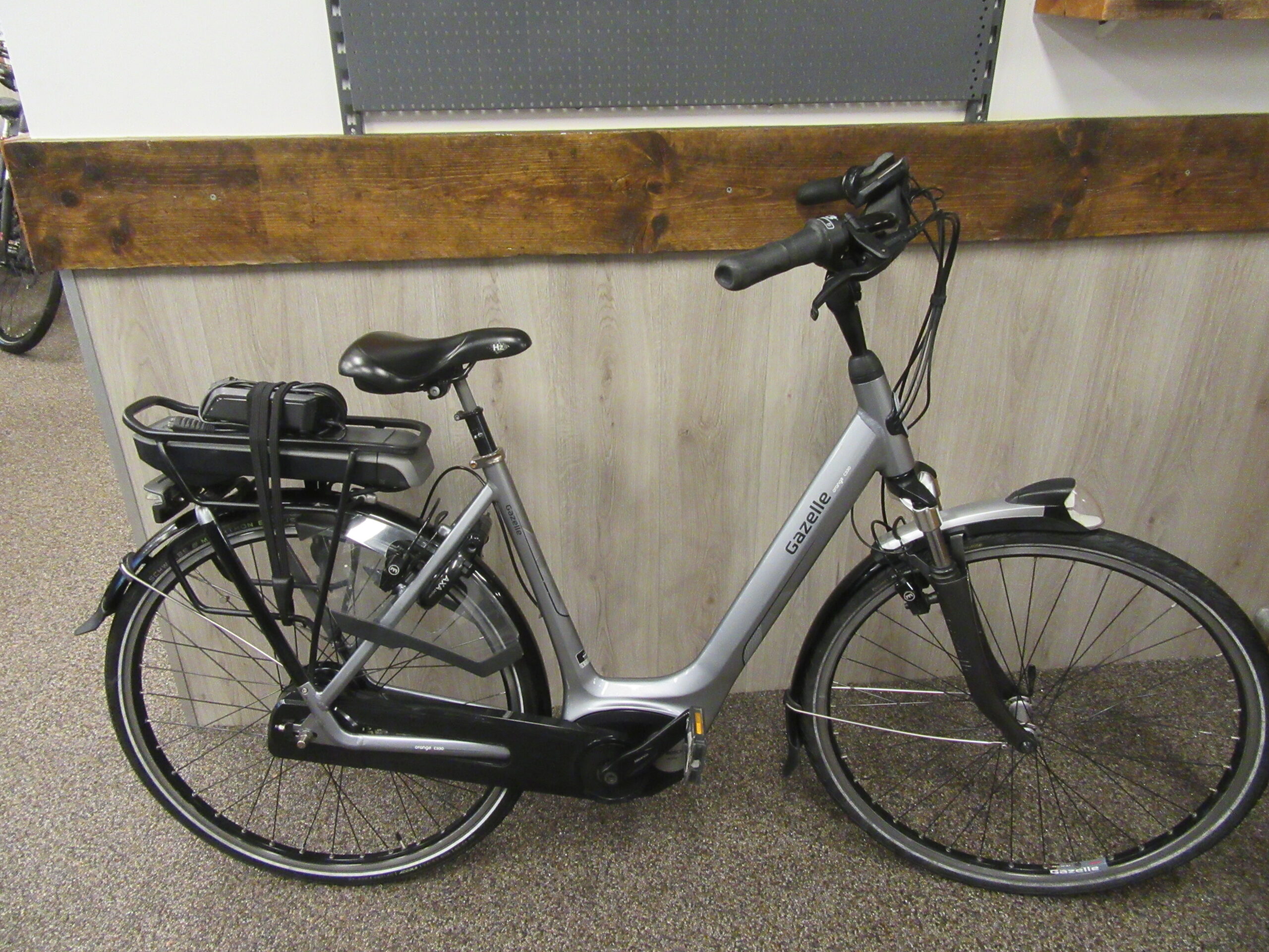 gazelle orange c330 bosch